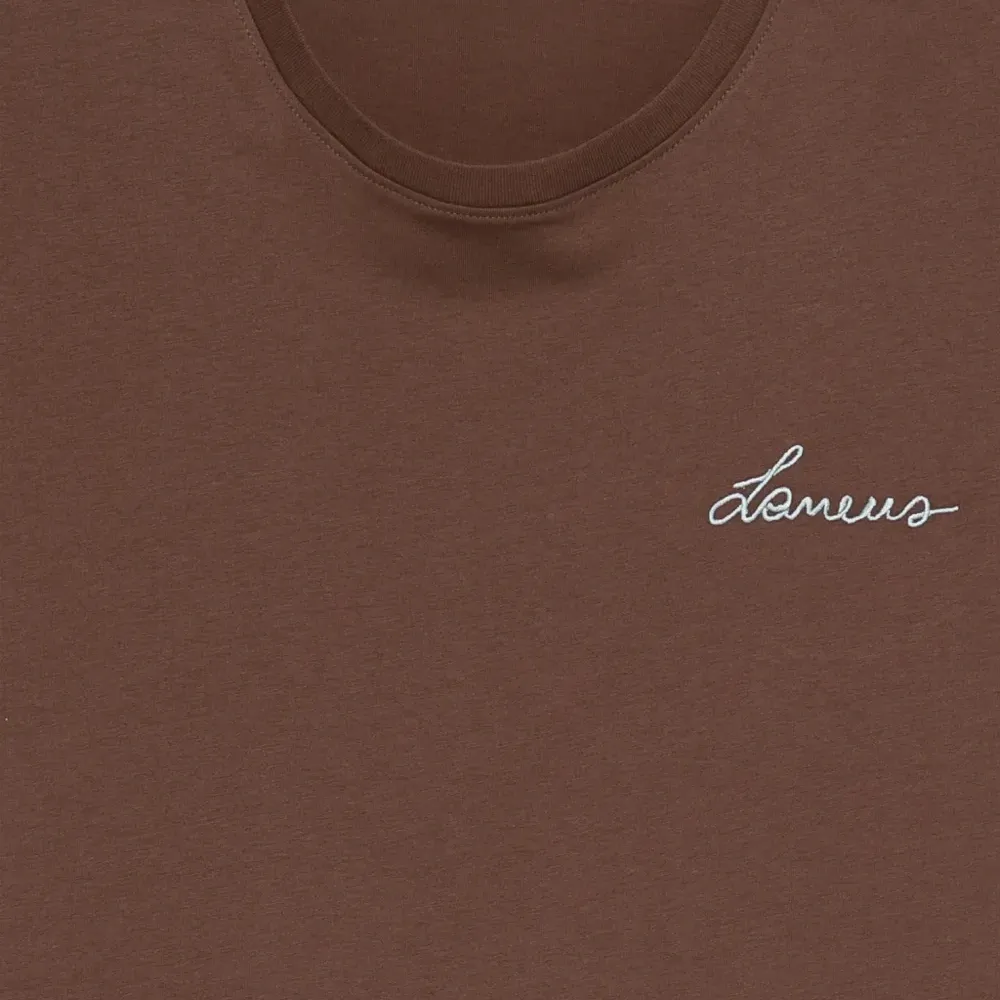 Футболка с круглым вырезом