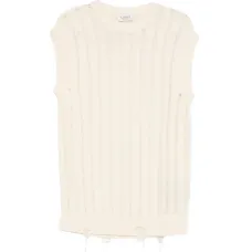 Рваный жилет