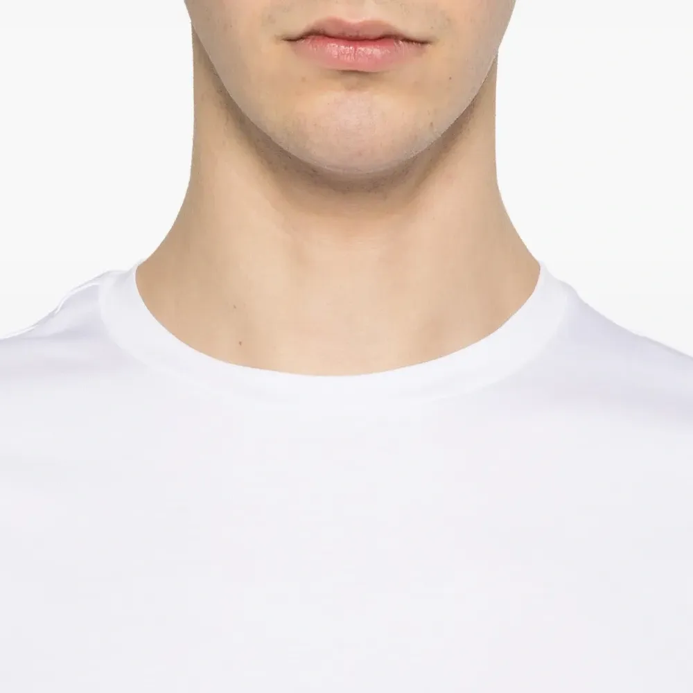 Футболка с круглым вырезом