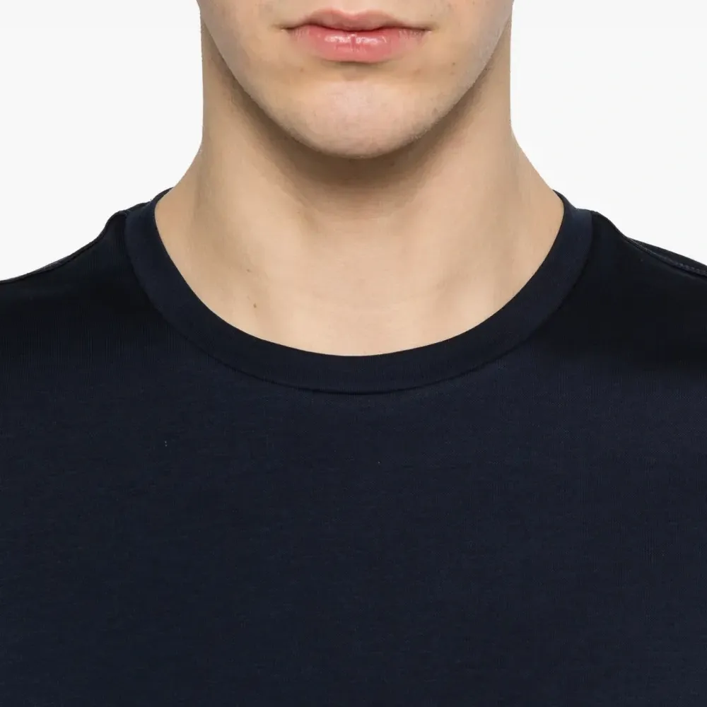 Футболка с короткими рукавами