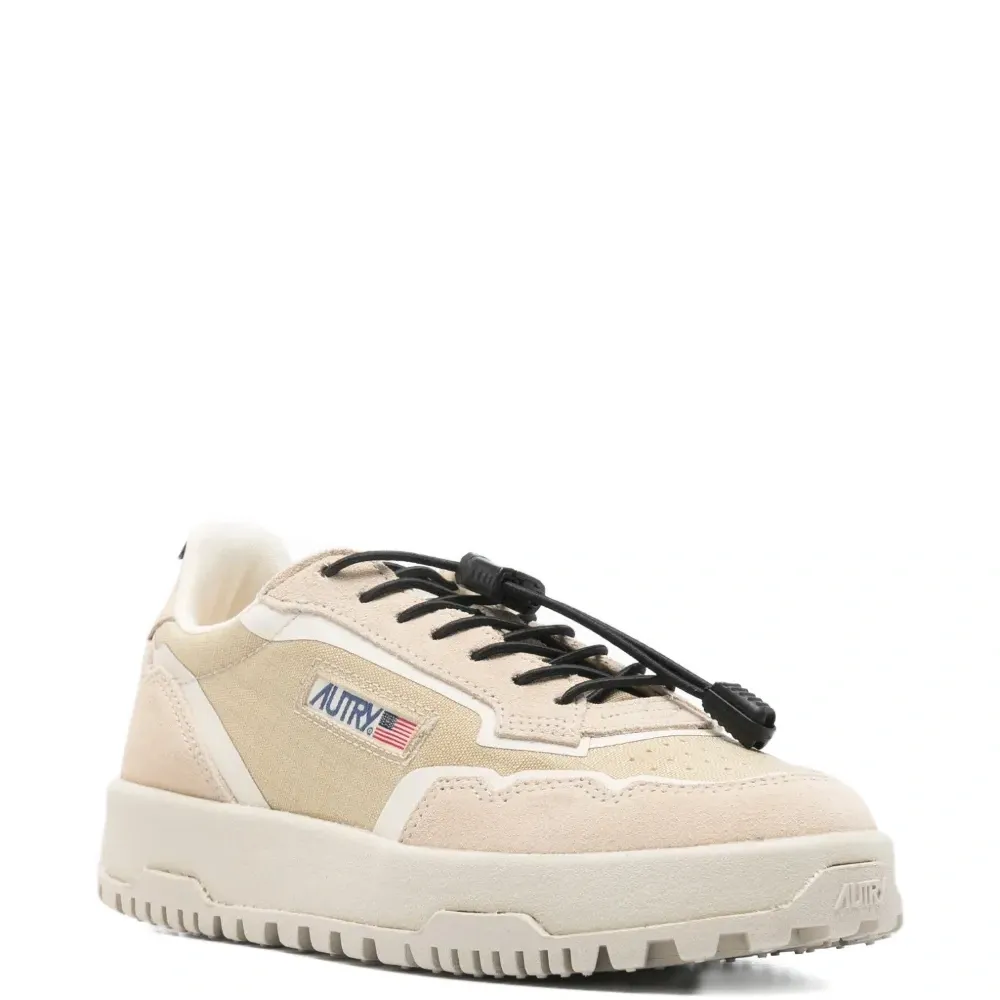 Кроссовки Wildpace с логотипом