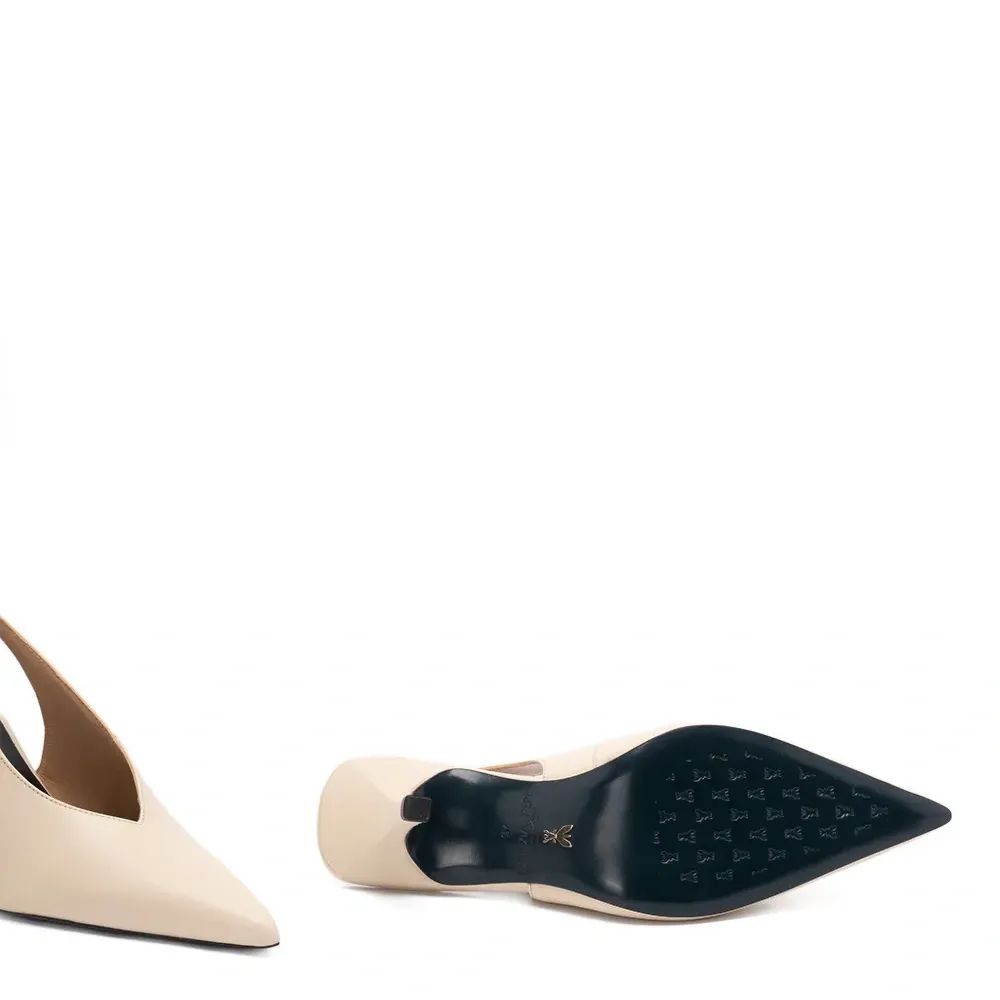 Кожаные босоножки с открытой пяткой