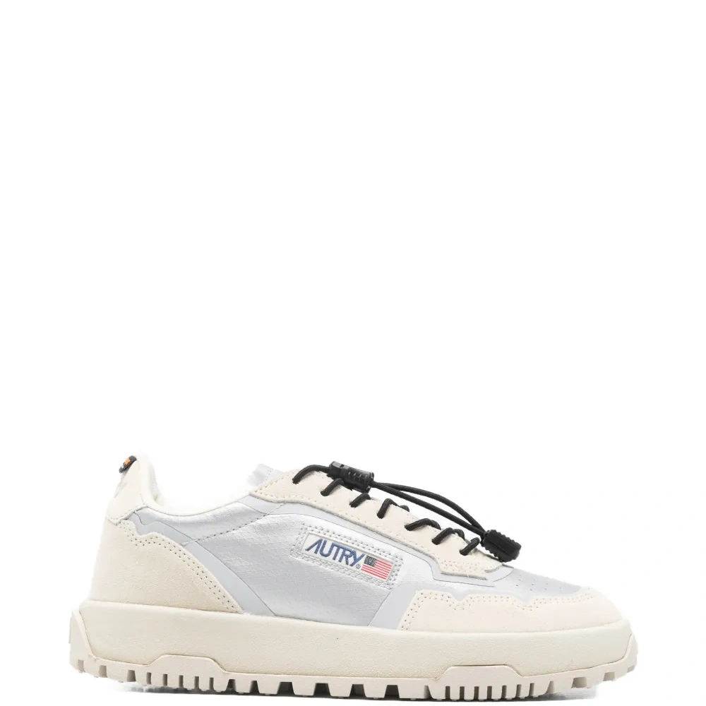 Кроссовки Wildpace с вставками