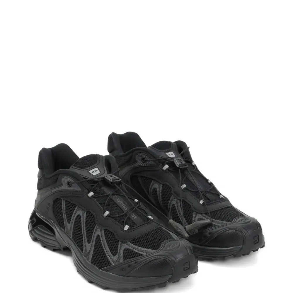 Кроссовки на шнуровке