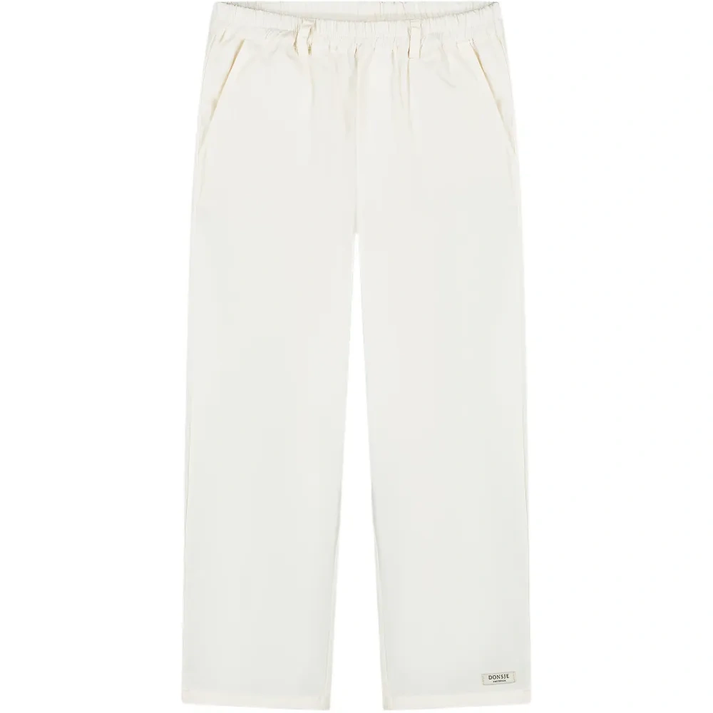 Брюки на пуговицах