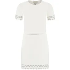 Платье с короткими рукавами