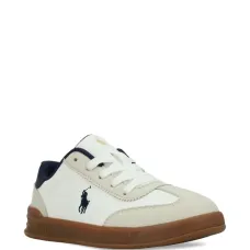 Кроссовки на шнуровке