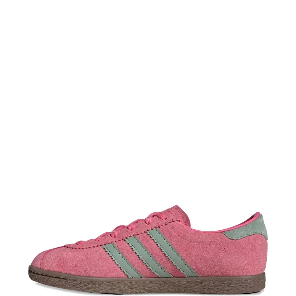 Кроссовки в полоску