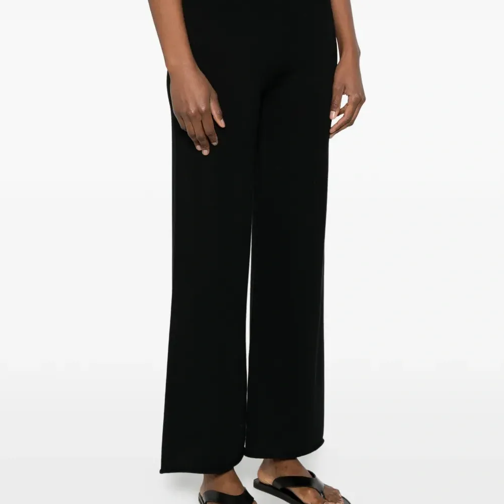 Рифленые брюки-клёш