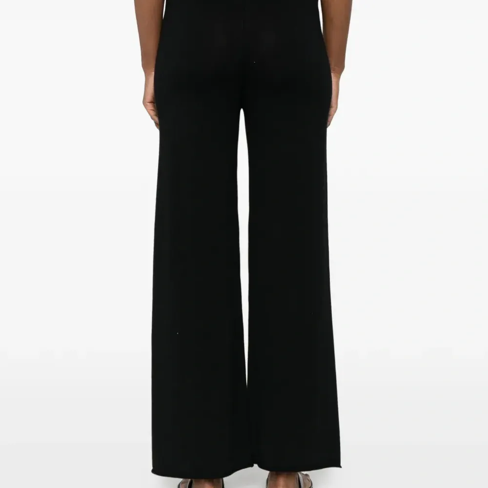 Рифленые брюки-клёш