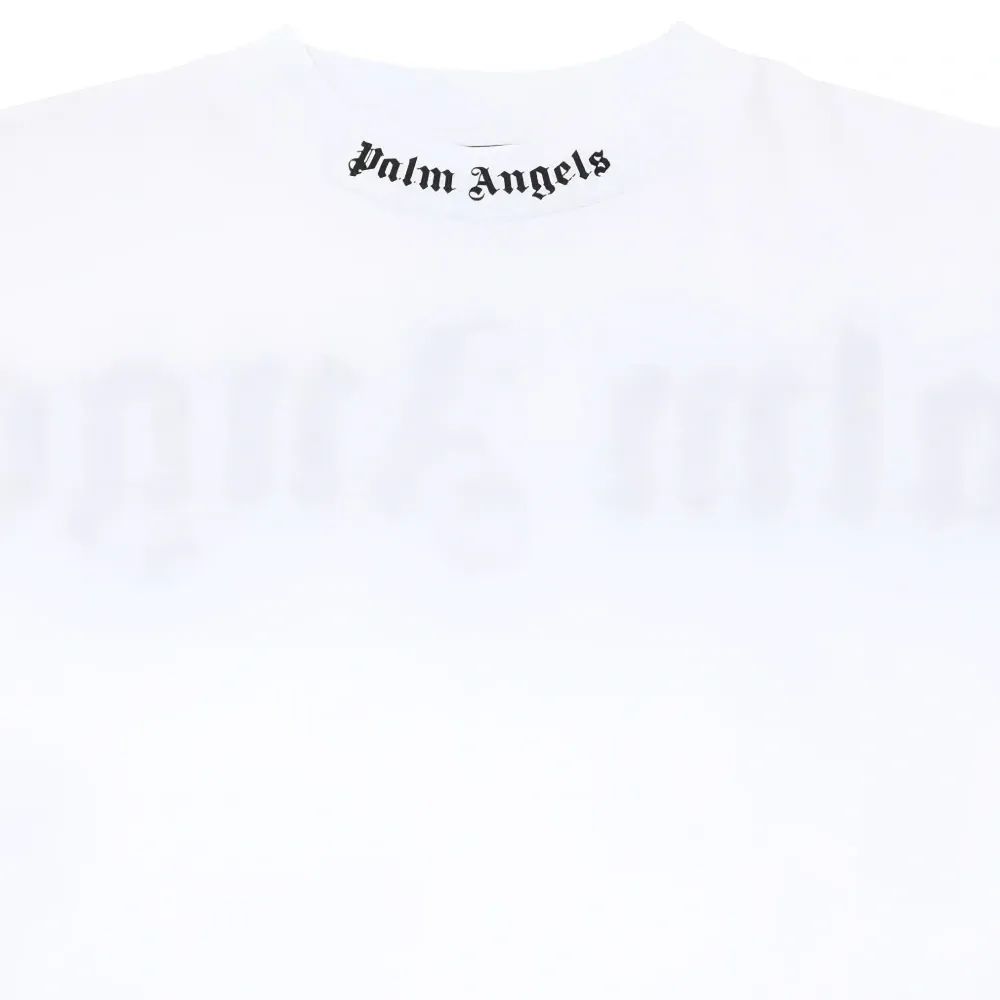 Футболка с логотипом