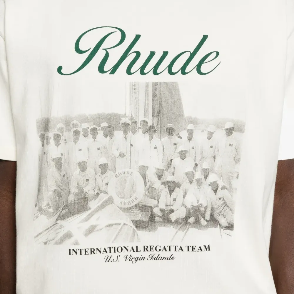 Футболка с принтом