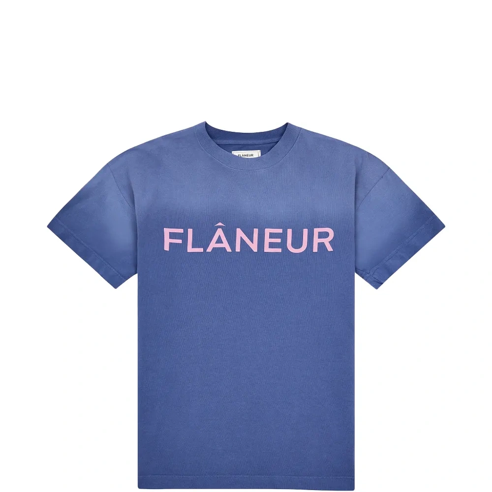 Футболка с выцветшим логотипом