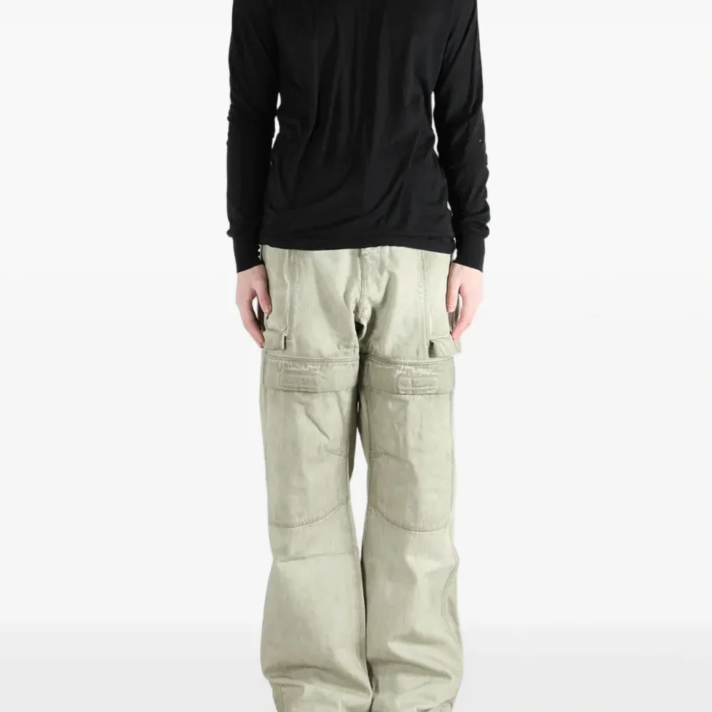 Топ с длинными рукавами