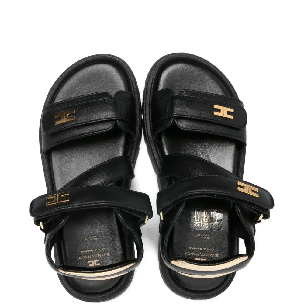 Босоножки с логотипом