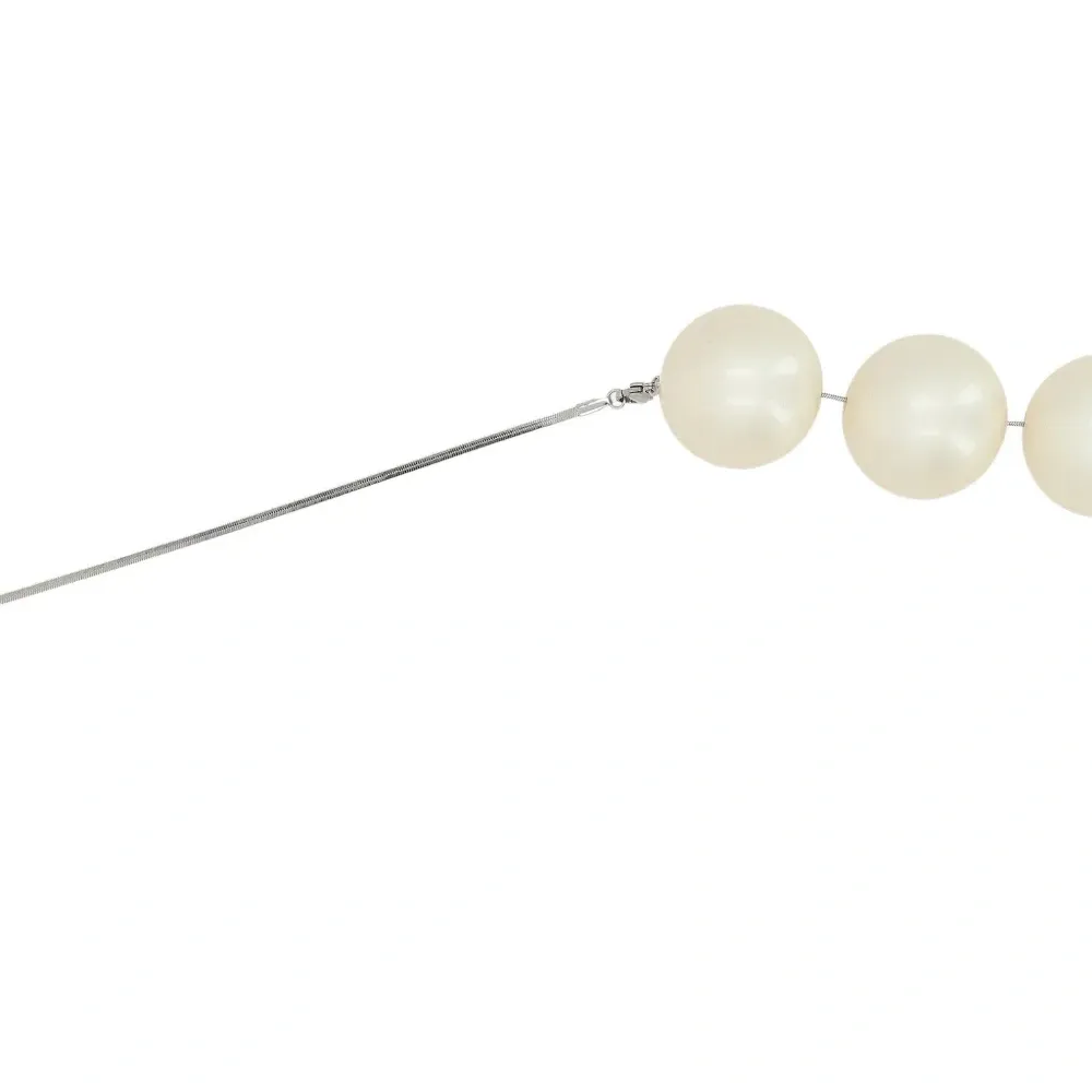 Ожерелье с искусственным жемчугом