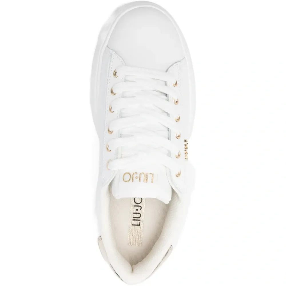 Кроссовки с логотипом