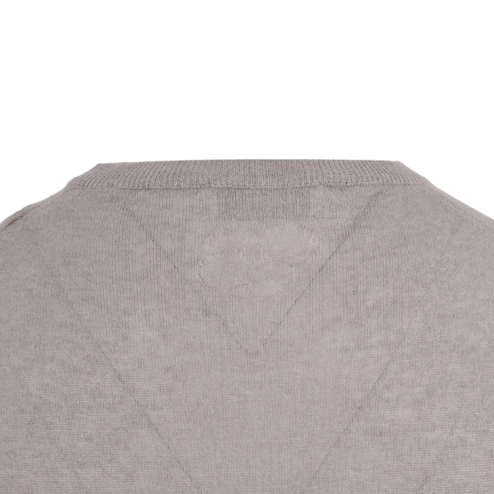 Футболка с круглым вырезом