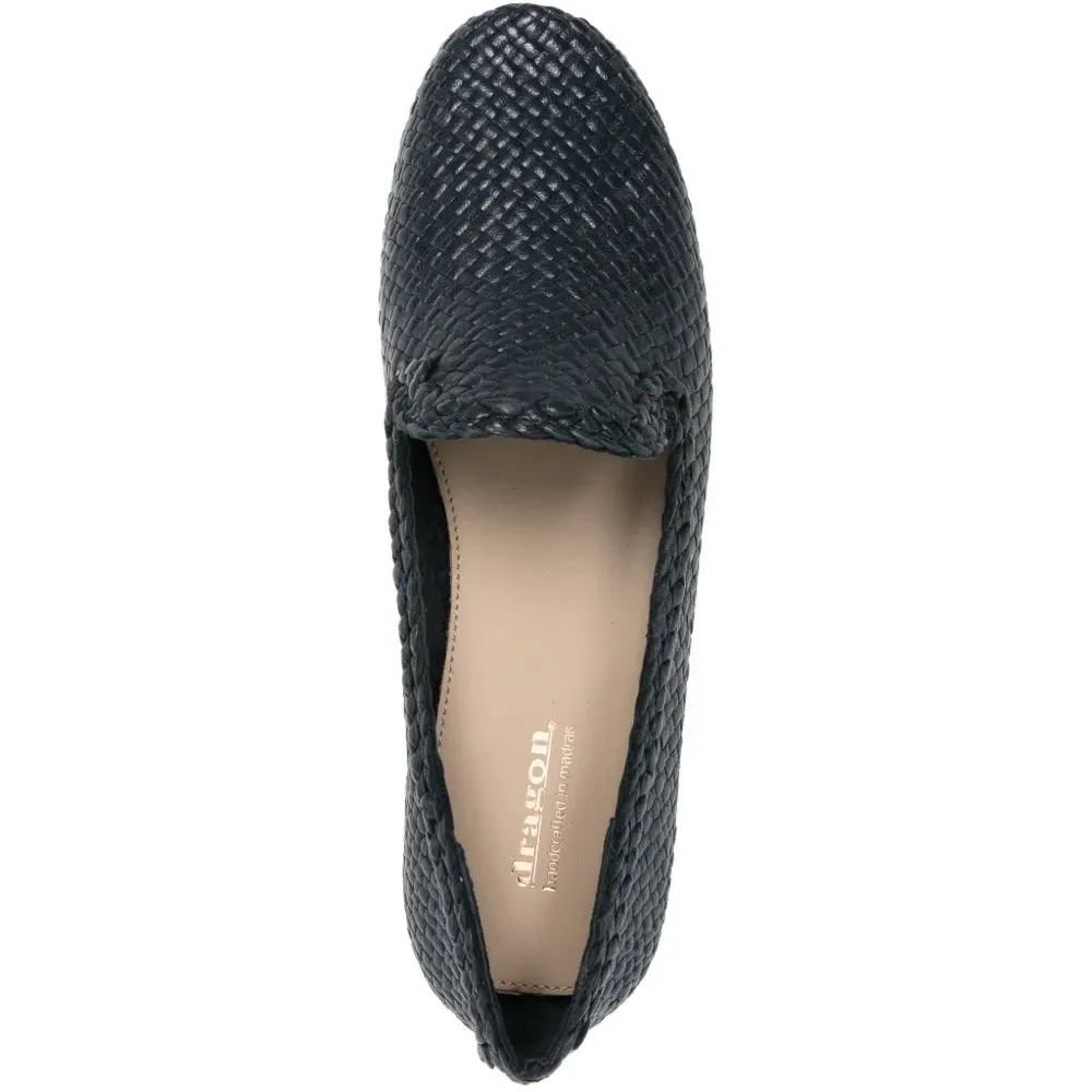 Плетёные лоферы