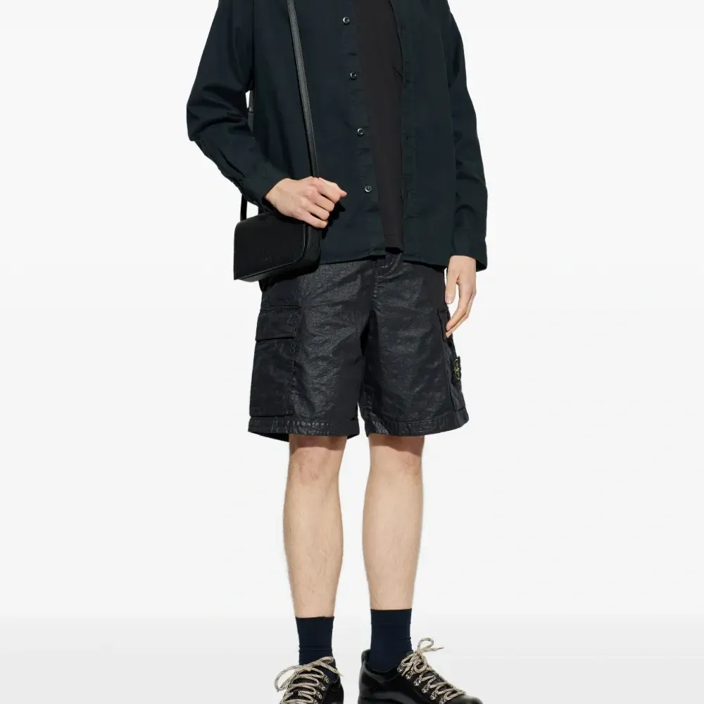 Футболка с нагрудным карманом