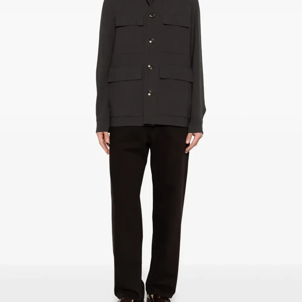 Футболка с круглым вырезом