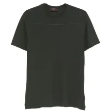 Футболка с круглым вырезом