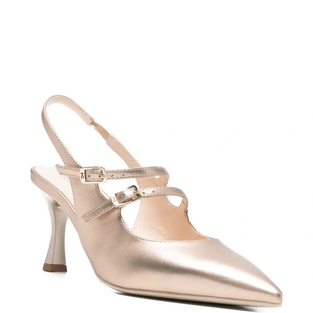 Кожаные туфли с пряжкой