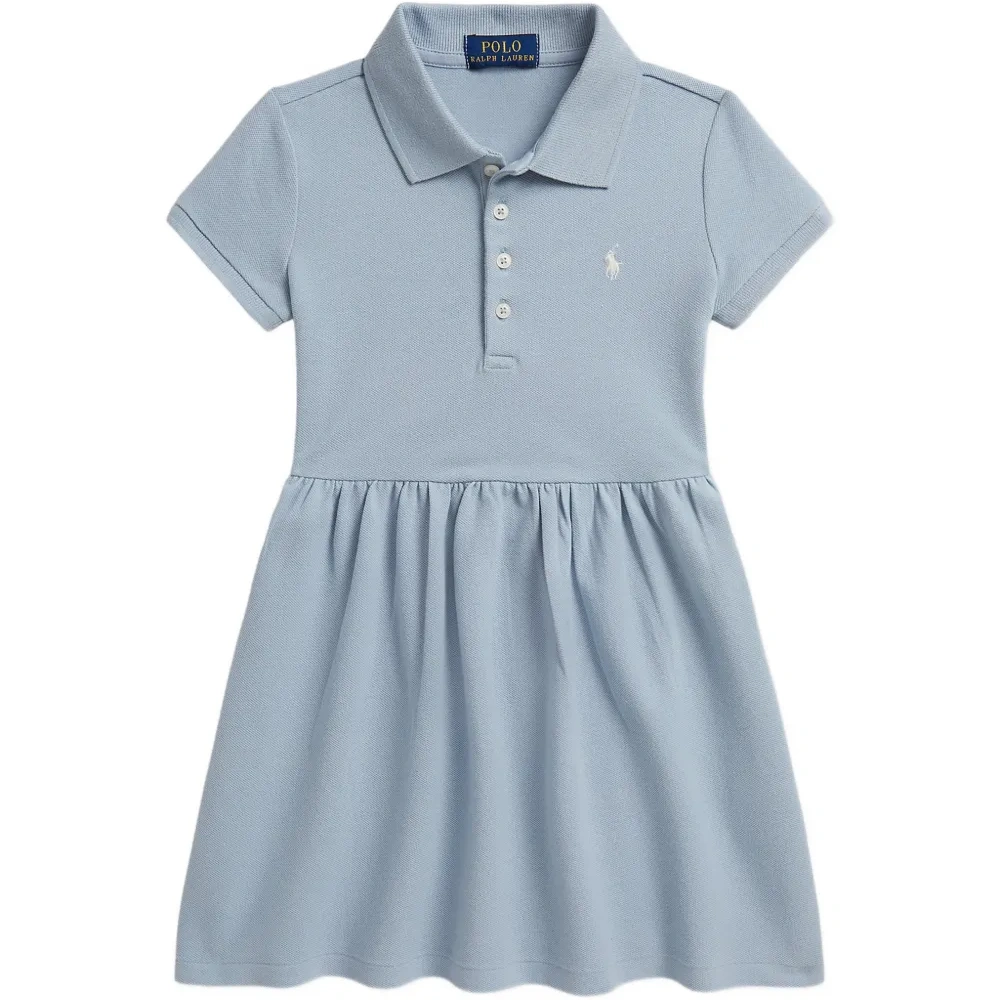 Платье с воротником и оборками