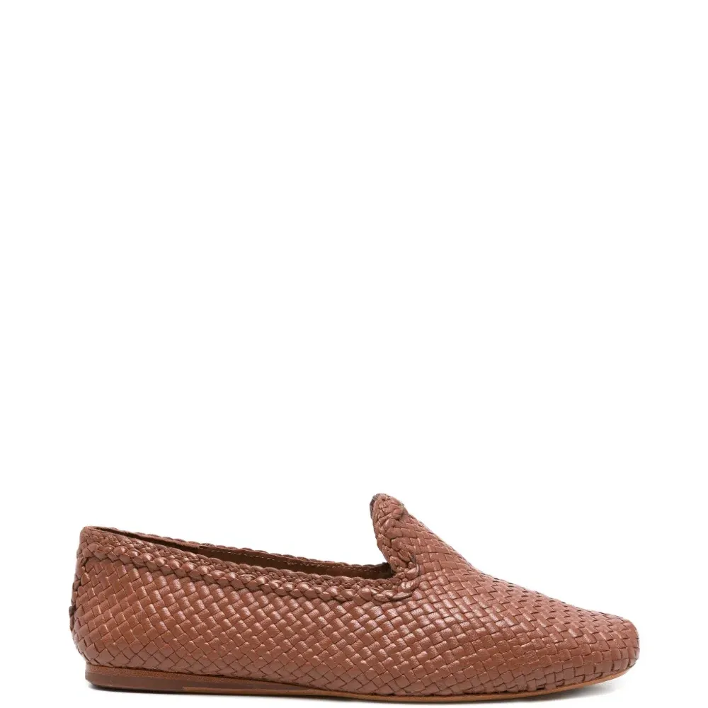 Плетёные лоферы