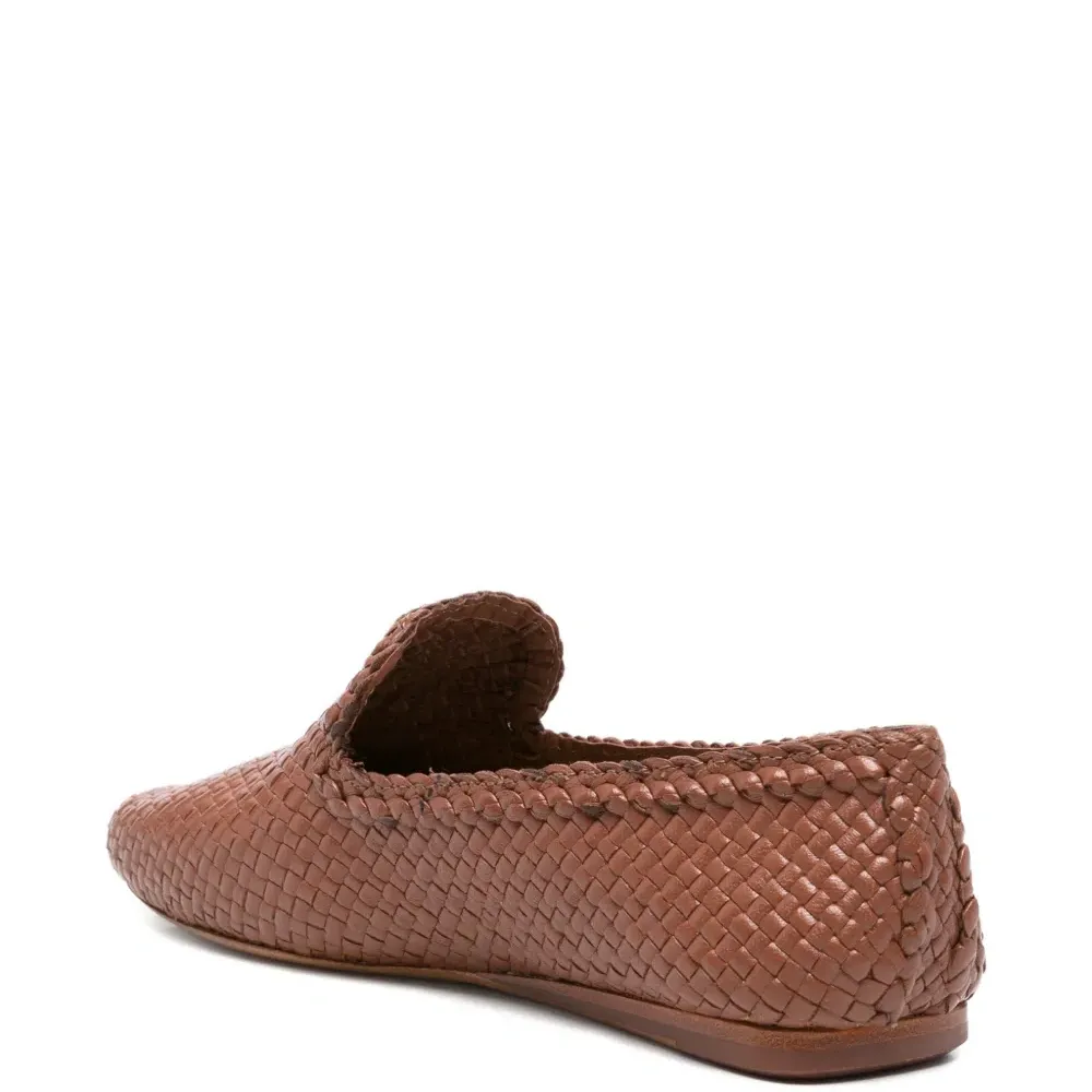 Плетёные лоферы