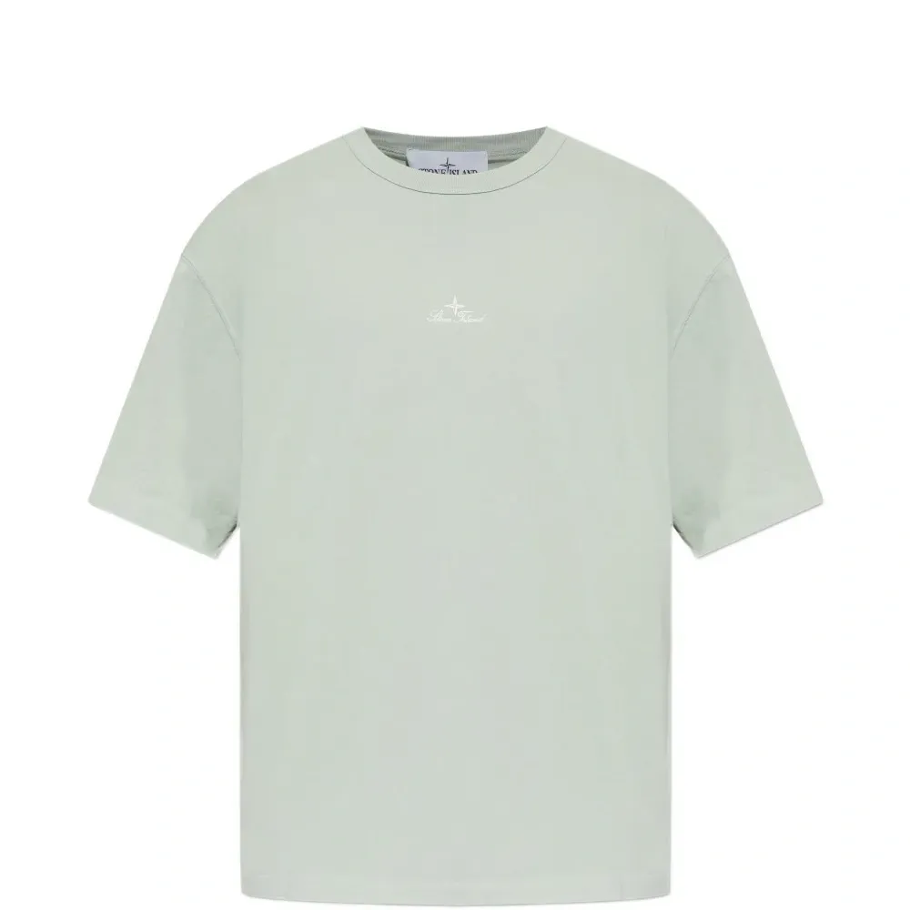 Футболка с вышивкой и круглым вырезом