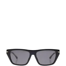 Солнцезащитные очки в прямоугольной оправе