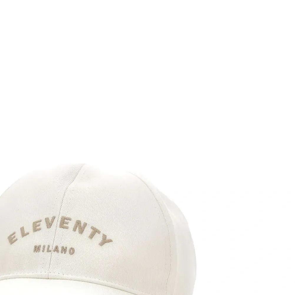 Бейсболка с логотипом