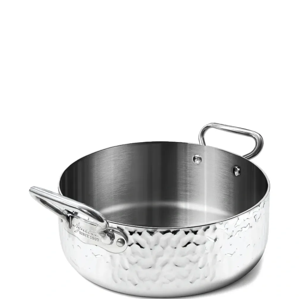 Кастрюля из нержавеющей стали с чеканкой
