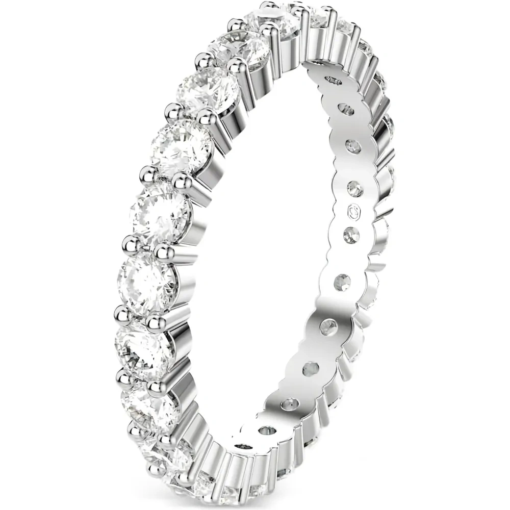 Кольцо с ореолом из кристаллов