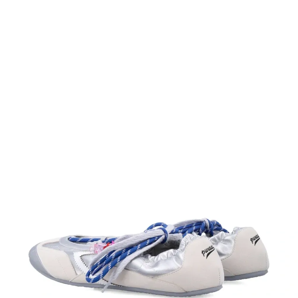 Кроссовки с бисерной отделкой