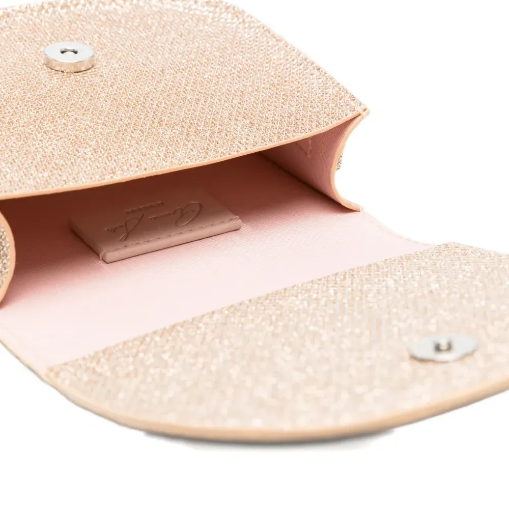 Сумка через плечо с украшением в виде бабочки