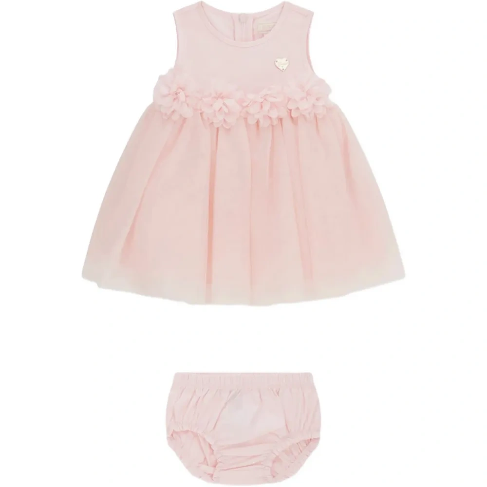 Платье с цветочными аппликациями