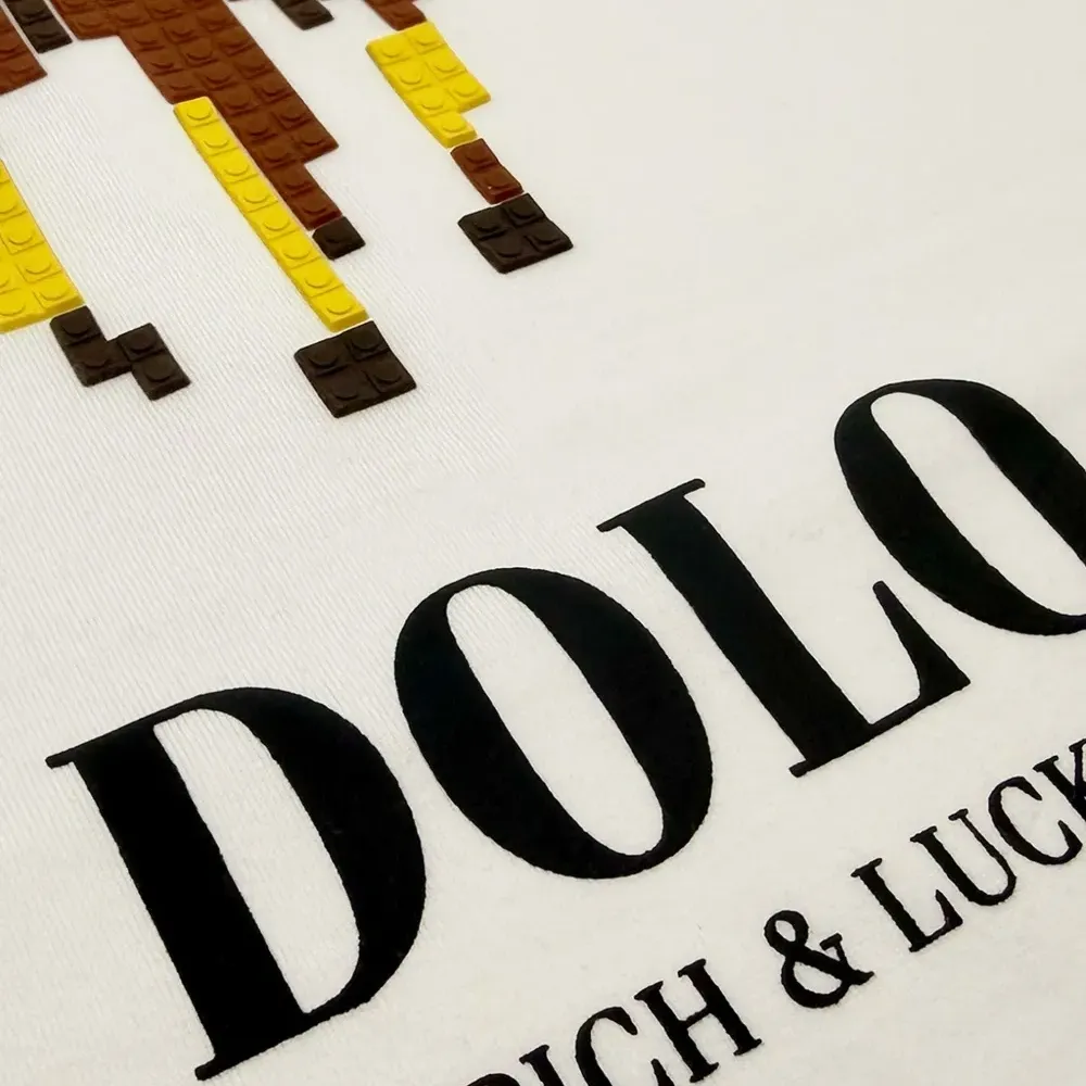 Футболка с пиксельным графическим принтом