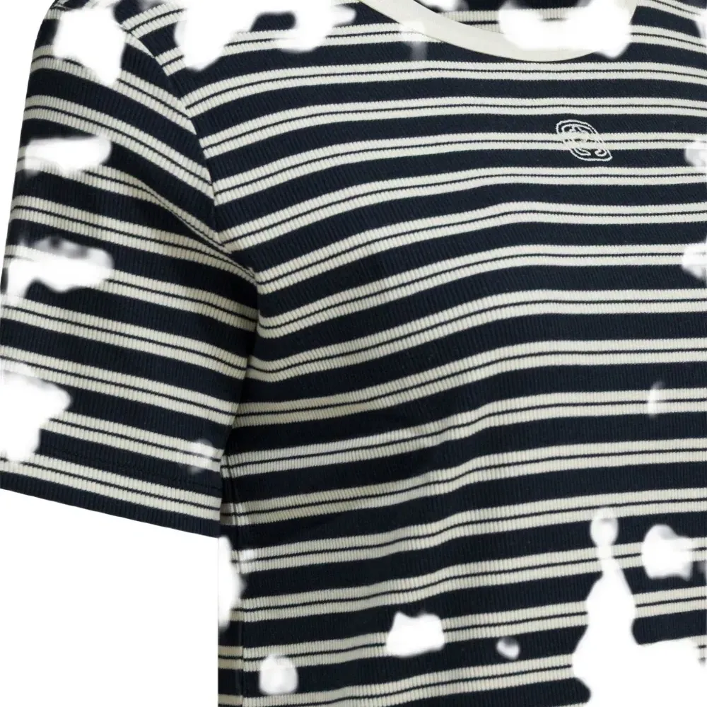 Полосатая футболка