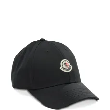 Бейсболка с нашивкой-логотипом