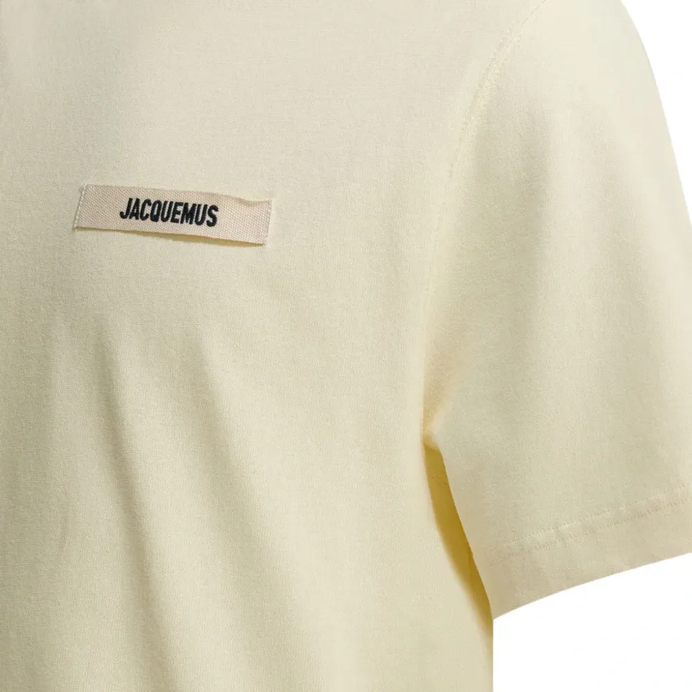 Футболка с логотипом