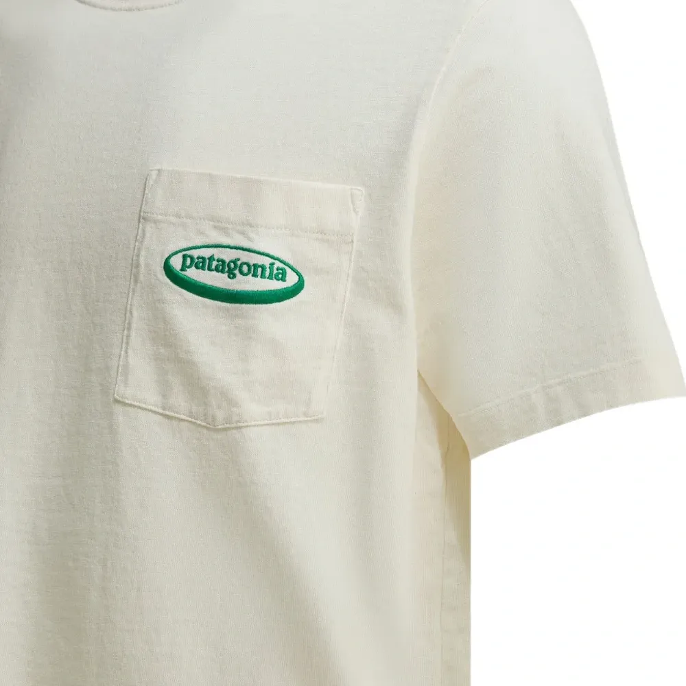 Футболка с логотипом на нагрудном кармане