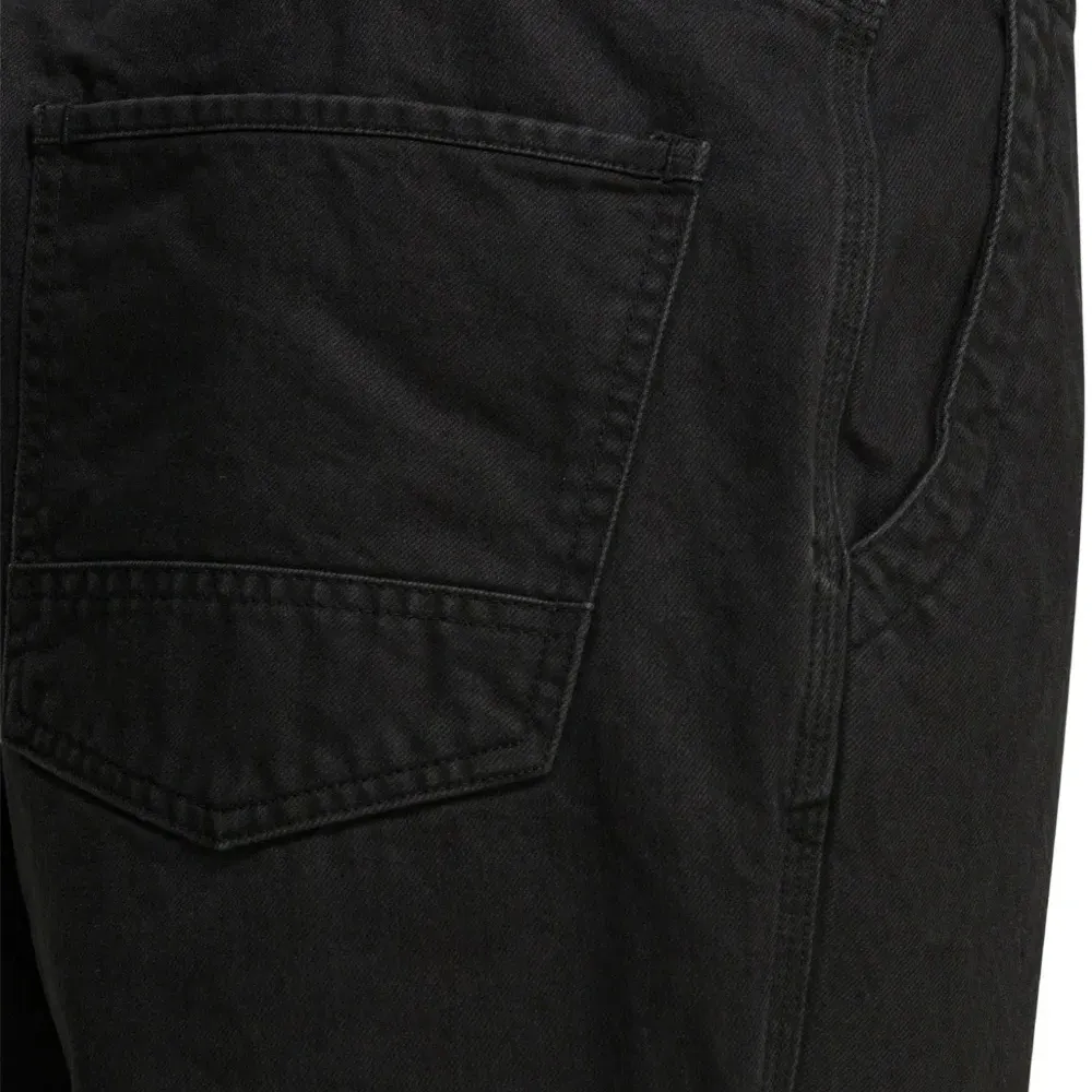 Брюки с карманами