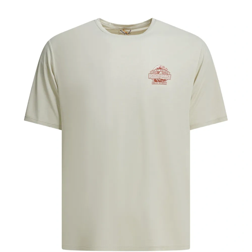 Футболка с графическим принтом