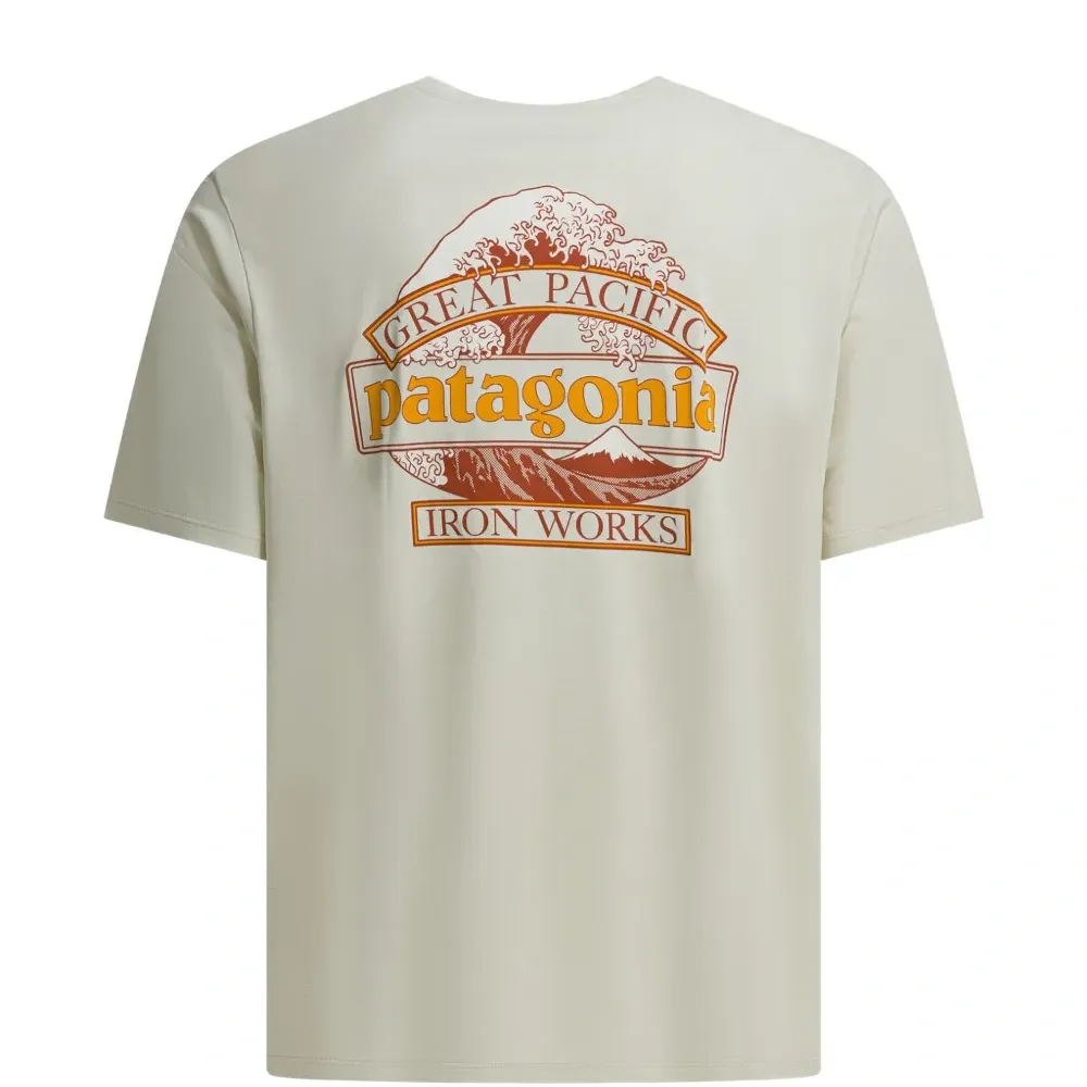 Футболка с графическим принтом