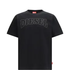 Футболка с вышитым логотипом