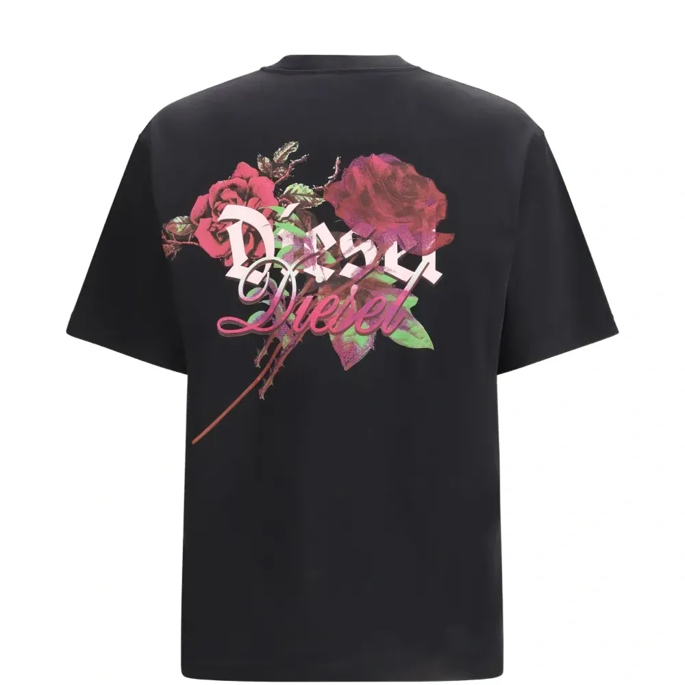 Футболка с цветочным принтом