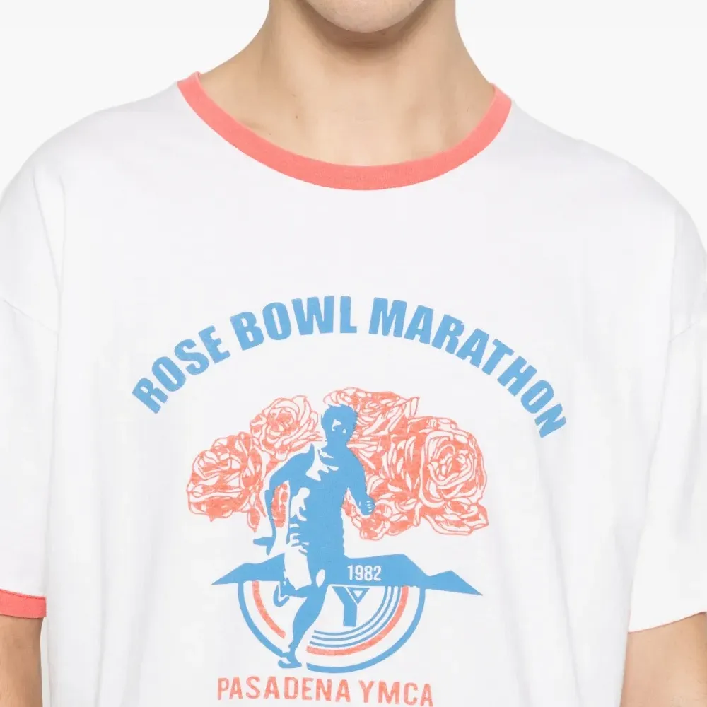 Футболка с графическим принтом и круглым вырезом