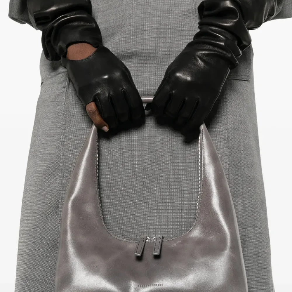 Сумка на молнии через плечо